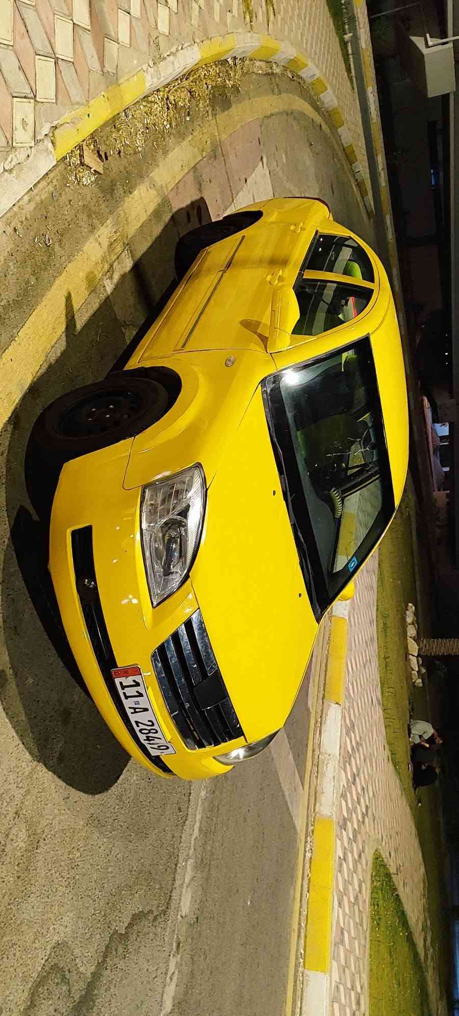 شيري أي فايف 11
رقم دولي لل30
بطاقة بانزين 
منضومة غاز كارت
تبريد ..
كير محرك كامري شرط لاتنقيص ولاتبخير 
بدون حادث فقط تصفيات
مصفره هيئة وغرامات 
صاحبه السنوية بكركوك شرط التحويل والوكالة
35 وبيها مجال
***********
