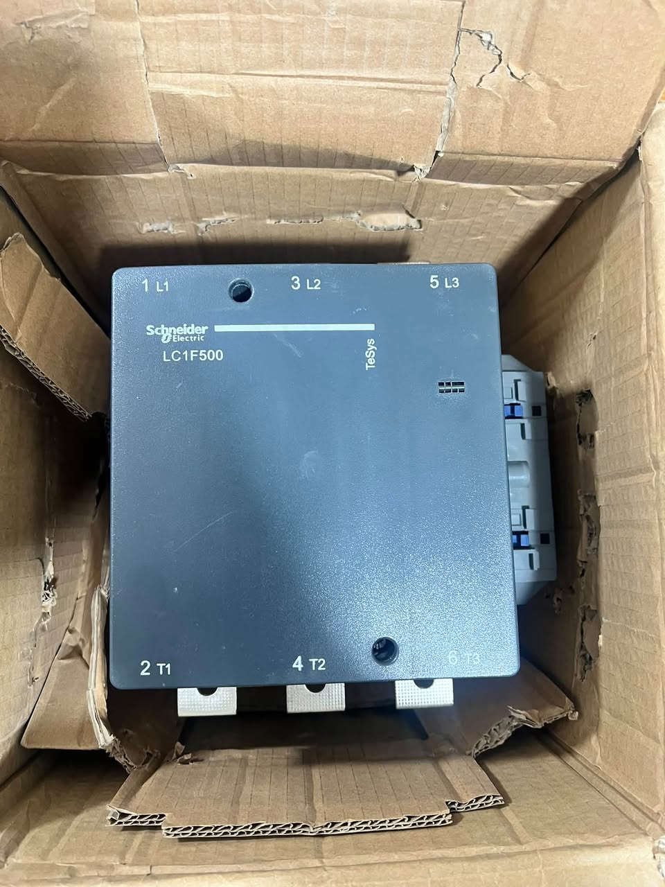 يوجد نظام كويل ترب من تشتغل وطنيه يفصل الحمل
شنايدر 

ABB 

Ls بغداد عكد نصاره ***********
