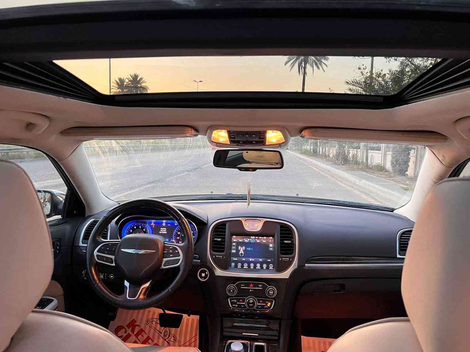 السلام عليكم
للبيع كرايسلر C300 اوباما 
2017 معلايه 2022 ماشيه  100mi رقم ذي قار باسمي الدولي شرط التحويل هزه جديده V6/3600
تو ويل
حادثهه قطعتين فقط صور مرفوقه

السياره جاهزه من كل نقص 
حداديه تخم تاير تدفئه تبريد كله جاهز
المواصفات/
كير ماوس 8 نمر
بانوراما قطعتين
تشغيل عن بعد
كشنات تدفئه تبريد
كشنات كهرباء جلد اسود
لايت زينون عدسه
شاشه كبيره تدعم كاربلي
بصمه تشغيل وأبواب
خزن ميموري
كامرا خلفيه
ستيرن كهرباء
تبريد قطعتين
تحكم ستيرن جهتين مع مثبت سرعه
مري كهرباء
برده خلفيه كهرباء
ويل18 بلادي
باقي المواصفات معروفه
السياره جاهزه ومال جناي 
سعرها 155 وبيه مجال 
مكاني ذي قار/ سوق الشيوخ
***********

