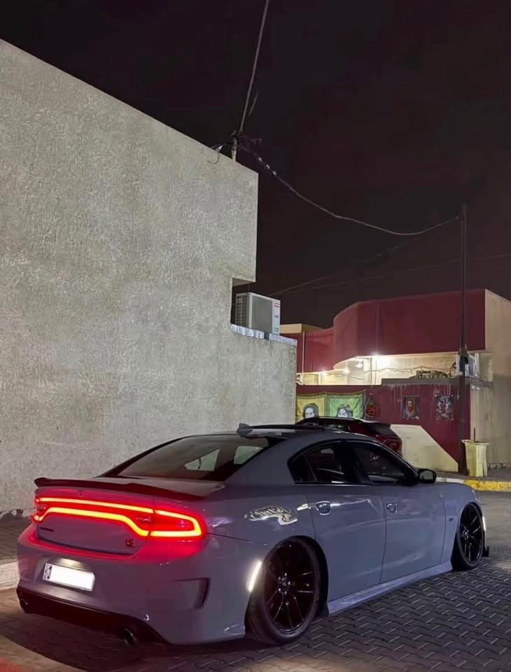 دوج جارجر موديل 2020 لون رمادي
فول مواصفات 1/1فتحة وخزن كشنات  

السيارة رقم بغداد وباسمي مشروع وطني هزة جديدة صار اسبوعين ورقم جديد تحويل ثاني يوم وعليها جوبلس S3 وفجوج بومبو وفلنجات مشيفات وداخل كاربون 

السيارة حلوة وجديدة ومابيها اي نقص وبسعر مناسب جداً مستعجل على بيعتها اي استفسار

تواصلو على الرقم  وبالخدمة 
***********‬
