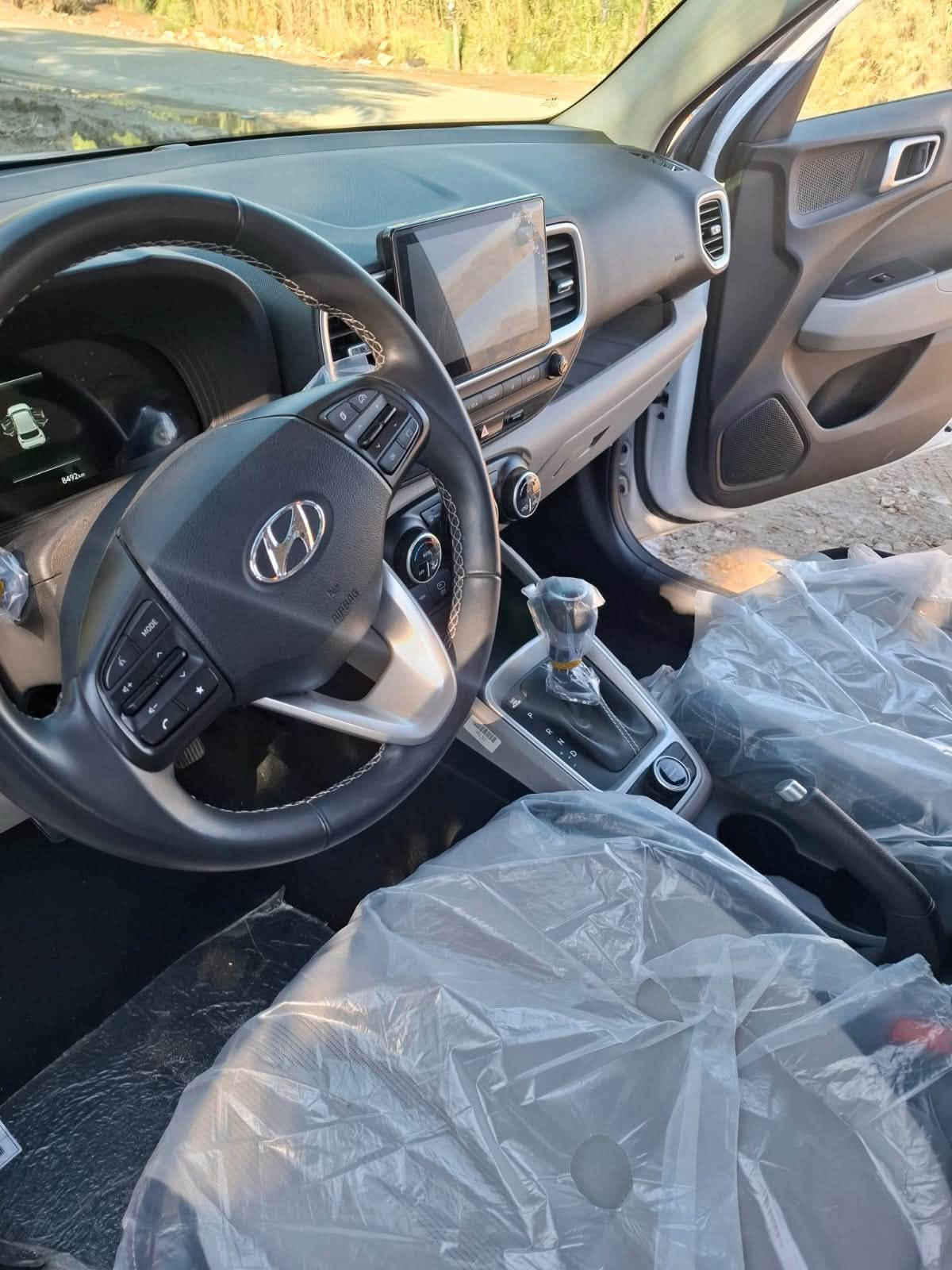 هونداي فينو موديل 2024وارد كوري مكفولة
فول مواصفات للاخر 
بصمة +مري شفط +اشاير بالمري مفولة للاخر ...

للاستفسار 
***********

