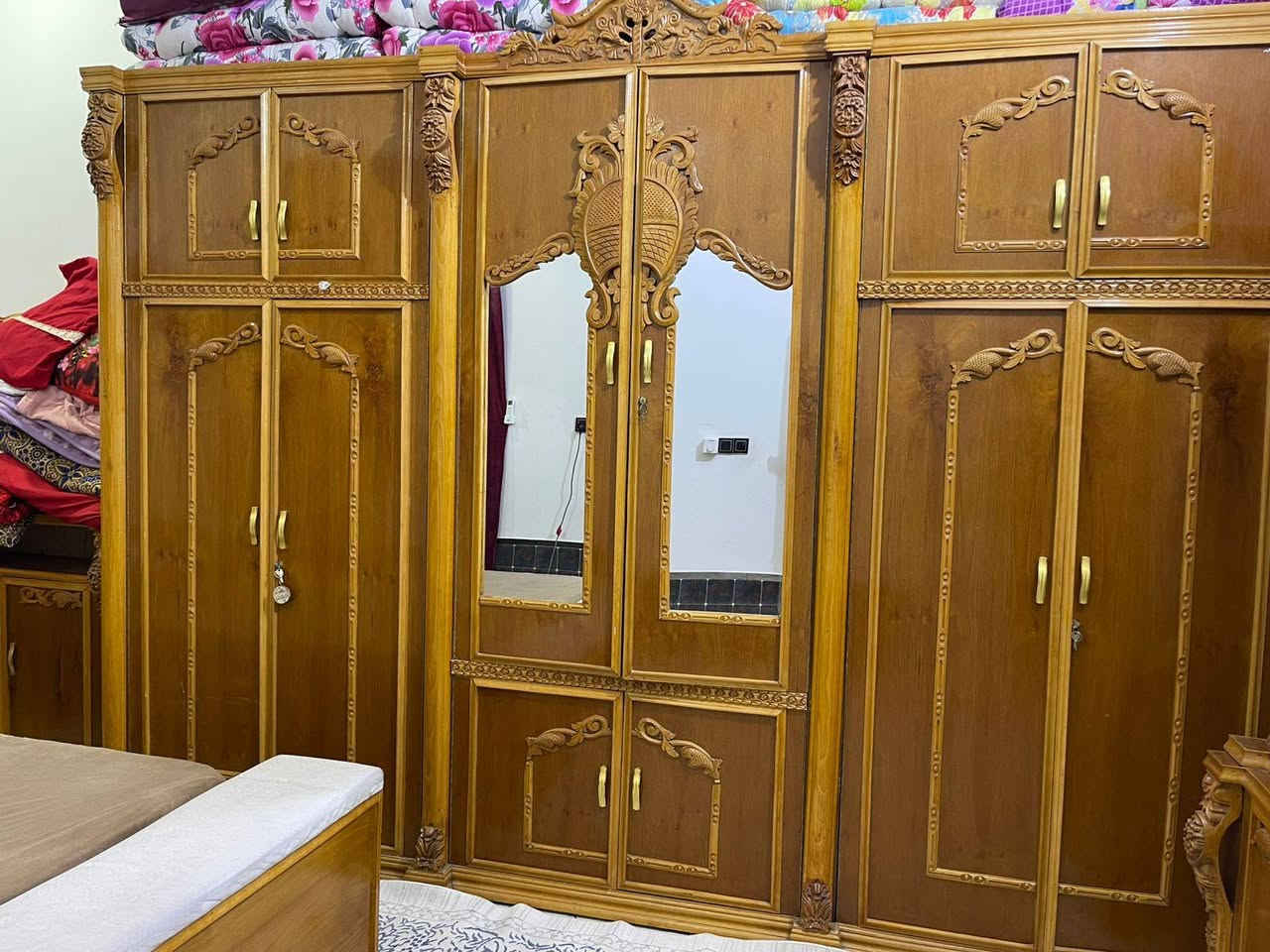 السلام عليكم
(غير متواجد على الفيس...موجود واتساب)
***********

غرفة تزگام عراقي...شغل العماره
درجه اولى
كرسته
داخل وخارج صاج
كنتور قاطين ...مقطع
دنگ زان
ضهر جرجوبه
چربايه مسرح
كشن چربايه(عملاق)

السعر خاص...للاستفسار
الاتصال
او مراسلة واتساب عمارة, ميسان
