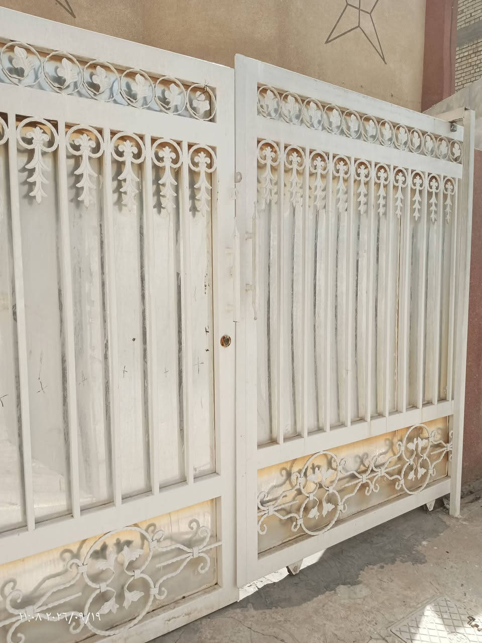 اغراض للبيع نظيفات جدا مكاني العبيدي ***********

نص مكتوب في الصور:
- ١١:٤٥ ٢٠٢٦/٠٩/١٩
- ١١:٣٢ ٢٠٢٦/٠٩/١٩
- ١١:١٢ ٢٠٢٦/٠٩/١٩
- ١١:٠٨ ٢٠٢٦/٠٩/١٩