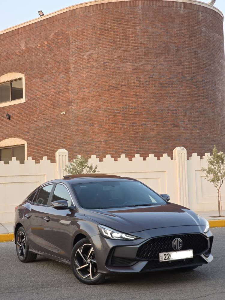 MG GT 2022
فول مواصفات 
محرك 1.5 توربو 🚀🚀
ضمان شركة كل صيانتها بموعدها بلشركة
اكثر لون مميز بشركة MG 
مواصفات 
بصمة. سلايد . كير كهربائي . كيج الكتروني . شفتات ستيرن . لايت زينون بلادي . كشن جلد لونين . تبريد خلفي . هانربديك بصمة . اوتو هولد .كار بلي + اندرويد اوتو . ويلكب رياضي 
بدون صبغ ✔️
شرط تحويل وغرامات 
مكانها اربيل 
السعر 114 
*********** أربيل, العراق
