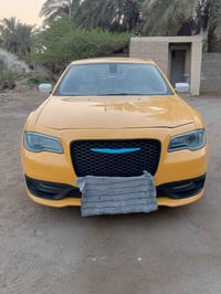 للبيع اوباما موديل ٢٠١٩ اصل مصفره هيئه وغرامات ظربه فقط بنيد مبدل ما ع...