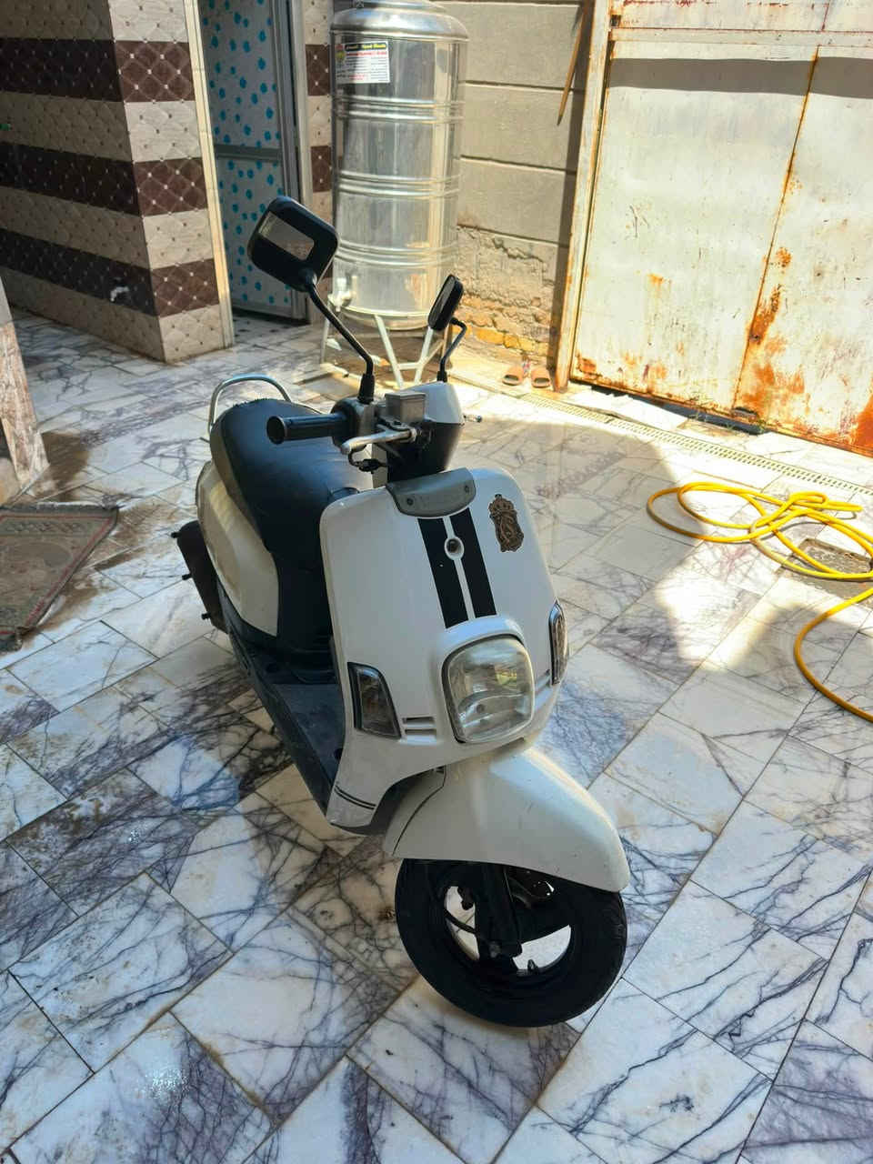 دراجه بوليسي جديده حاويه
كابريته السعر 900 وبيها مجال 
العنوان بابل قضاء القاسم 
للاستفسار ***********
