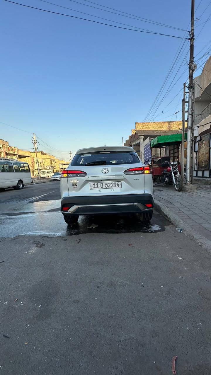 سلام عليكم سيارة فروت لاندر الشكل الرياضي فول مواصفات S موديل 24 استلام بسنة 25 سيارة مكفولة كفالة عامة كرسي كهرباء فتحة جلد هندبريك دكمة اوتو هولد وقطعتيه تبريد مناخ منفصل وبعد بيهة هواية مواصفات معروفة سيارة باسمي السعر 27مليون وربع وبيهة مجال المكان جميلة رقمي *********** بي واتس
