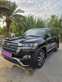 لاندكروز للبيع موديل 2018 مكينه 5700 كفاله عامه جكات ماشيه 105 رقم بغد...