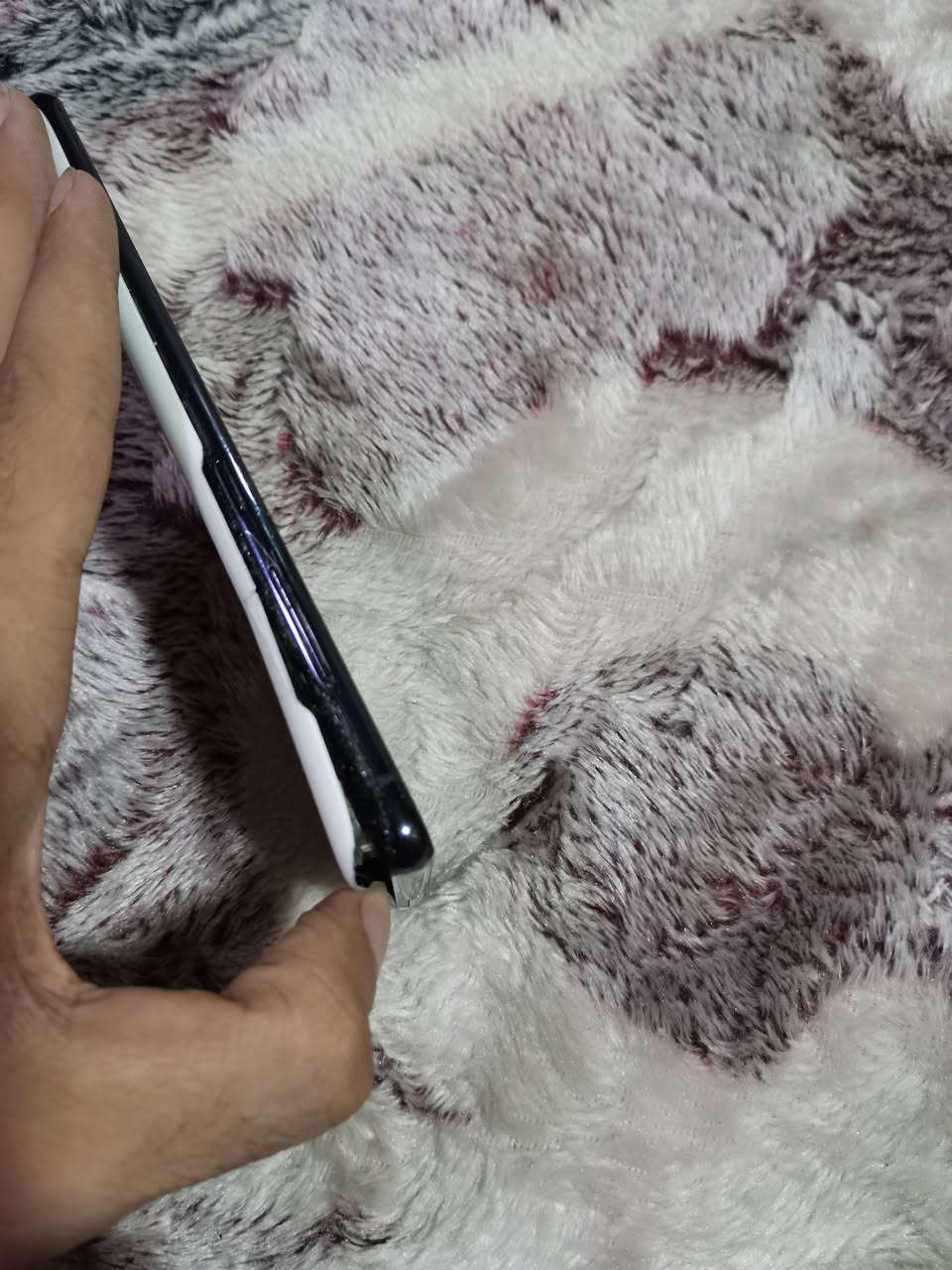 سامسونج s20 fe
ذاكره ١٢٨
جهاز حلو مرتب كامرات وصوت وتكنك وشحن مفول

جهاز متوقف بي بس دكم تعلا وتنصئ مال صوت طاب بيهن صمغ لان ردت الزك الظهر وطب بيهن

سعر 120 وبي مجال حك جيه
مكاني بغداد الحريه

نص مكتوب في الصور:
- مكان التخزين مكان التخزين الداخلي ١٨٪ المستخدم ٢٣,٨٤ ج.ب ١٢٨ ج.ب الصور مقاطع فيديو ملفات الصوت ٤,٨٦ م.ب المستندات ملفات التثبيت الملفات المضغوطة التطبيقات ١,٧٦ ج.ب النظام ٢٢,٠٧ ج.ب ملفات أخرى سلة المحذوفات التطبيقات غير المستخدمة ٧,١٤ م.ب تلميحات فيسبوك