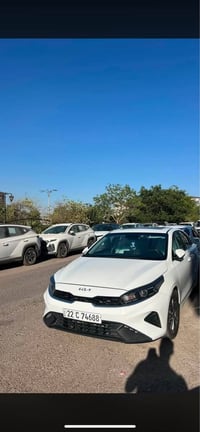 كيا سيراتو 2022 خليجي محرك 1.6 دوش مكفوله من الصبغ و البارد فقط الدعام...