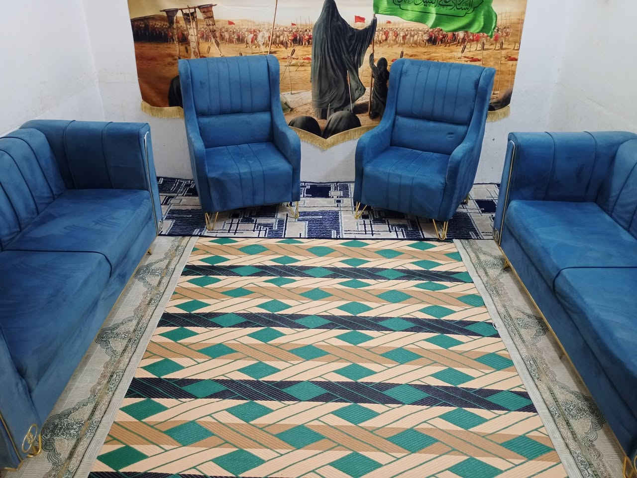 تخم 8مقاعد تسكام وقوي ثكيل تكمه جديد كلش اي ضررمابي نضيف جد شرط النظافه والقوه سعره 225يوجد توصيل داخل كربلاء المقدسة ***********
