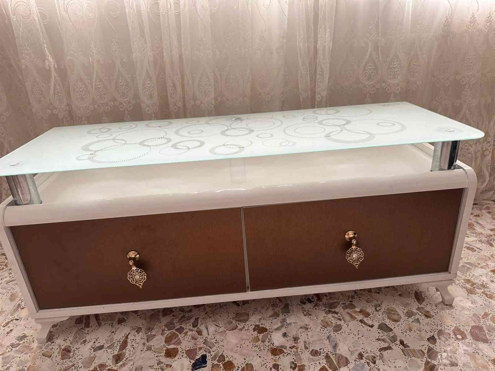 غراض بيت للبيع بسبب الانتقال للاستفسار واتساب 
*********** 
مكلفة بلنشر مو الية راسلو واتساب 

#خاتون👑

