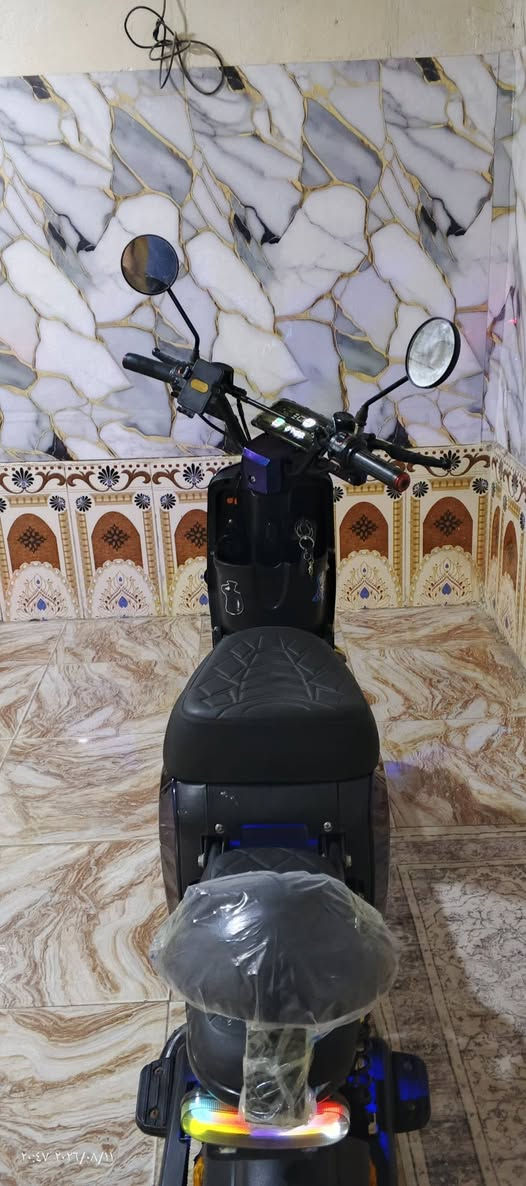 السلام عليكم R9 جديدة شرط الفحص بطاريات 16صار يومين شادهن 26بصرة حي الكفائات السعر 350 رقم ***********
