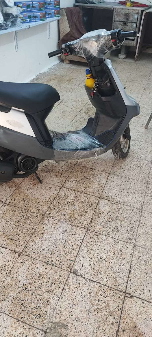 سلام عليكم 
سلام عليكم للبيع ماطور بوتين دبل سكريته 
ماطور محرك مفتوح ول باقي شغال بي صوت بل اكسن يعوزو اكسن و باتري حتا يشغل سلف وشرط من تجي جيب وياك باتري و شغل سلف سعره ٣٠٠
*********** واتساب موجود
