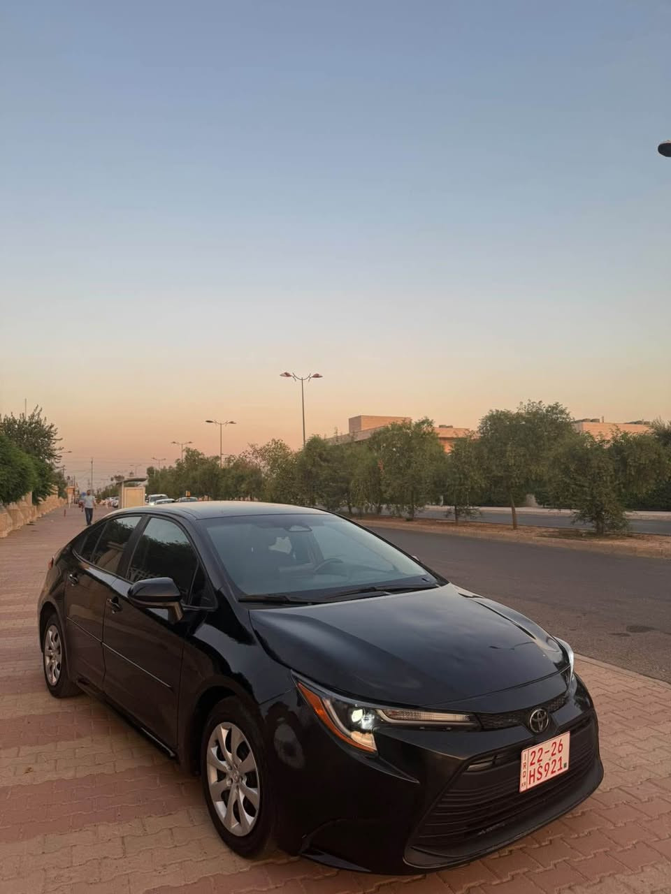 Corolla 2024 ئەمریکیLE
پشت و پێش کەپسە بێ ئێرباگە تەنها نیو بۆنیدی سبوغە لەگەڵ بستەک چاملغی سەیارەکە مەکینە ١.٨یە مەرغووبو
سحری ١٣٣ وەرەقە گێر و مەکینەی بە شەرتە
تحویل و غەرامەش بە شەرت
*********** أربيل, العراق
