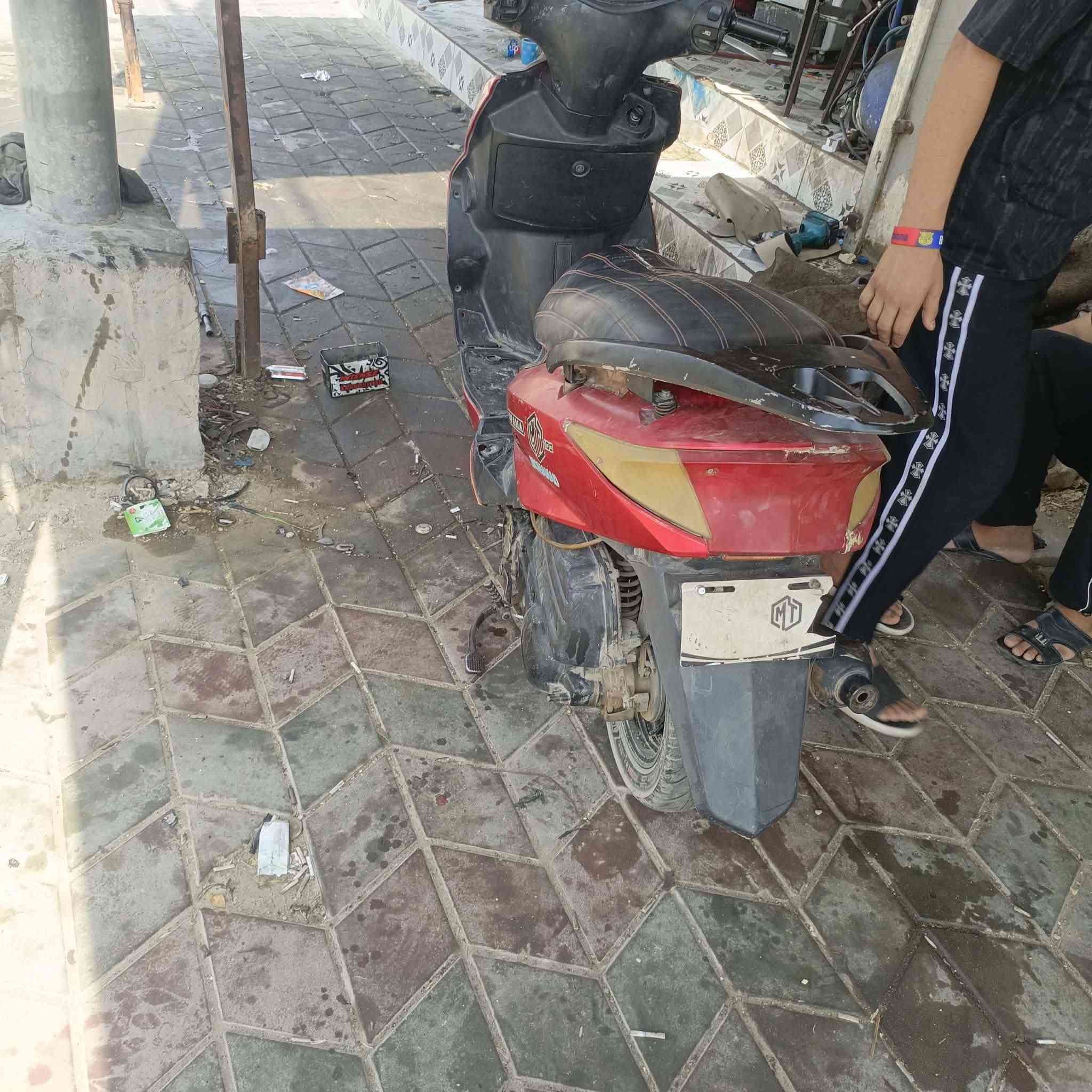 دراجه سكنس للبيع مثل ما موجود بصوره دراجه بدل بيه بستم ولفات وكابريته جديده اسعر 300 الف وبيه مجال
المكان نعمانيه هاذه رقمي ***********
