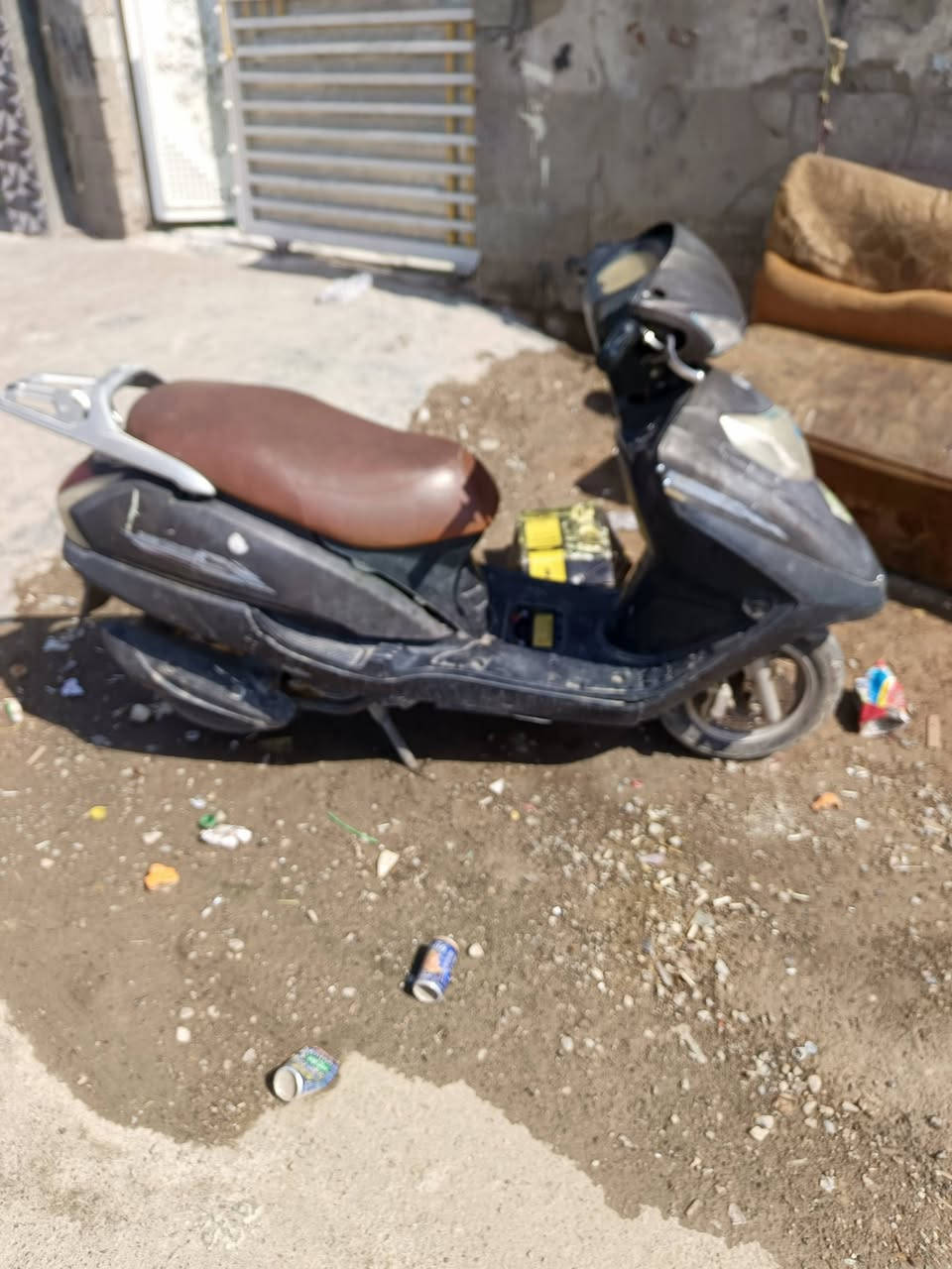 سلام عليكم دراجه للبيع او تماتيك شغاله سعر 200 بيه مجال قليل *********** مكان ديالئ بعقوبه بهرز
