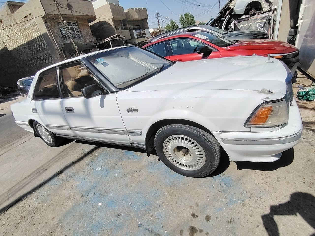السلام عليكم

للبيع أو مراوس 
كراون هارتوب ياباني موديل ١٩٩١
رقم واسط جديد تحويل ثاني يوم 
مكينه ٢٥٠٠ vvt  وكير مكفولات
دواخل نضيفه + شاشه اندرويد وتخم سماعات ياباني
تخم تاير جدد + حداديه ٨٠٪
كهربائيات كله شغاله جام كهرباء ولايت زنون
سنتر لوك ريمونت
نقصه فقط تبريد يرادله ربط وغاز وشرط ثلججج
مكان __ بغداد البياع أو الكراده 
للتواصل  ***********
