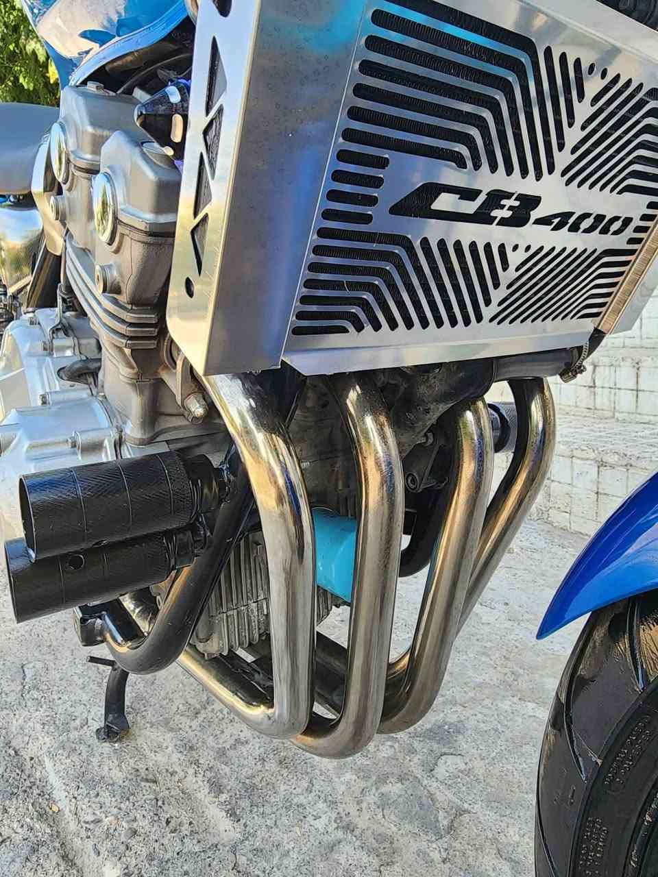 للبيع Cb400 سيبي فور
موديل 2009

نوزل

مكفوله كفاله عامه كير محرك

عليهه ادامه كامل من تايرات و بلكات

مكان الدراجه سليمانيه 

سعرهه 24 وبيهه مجال 
(***********)
