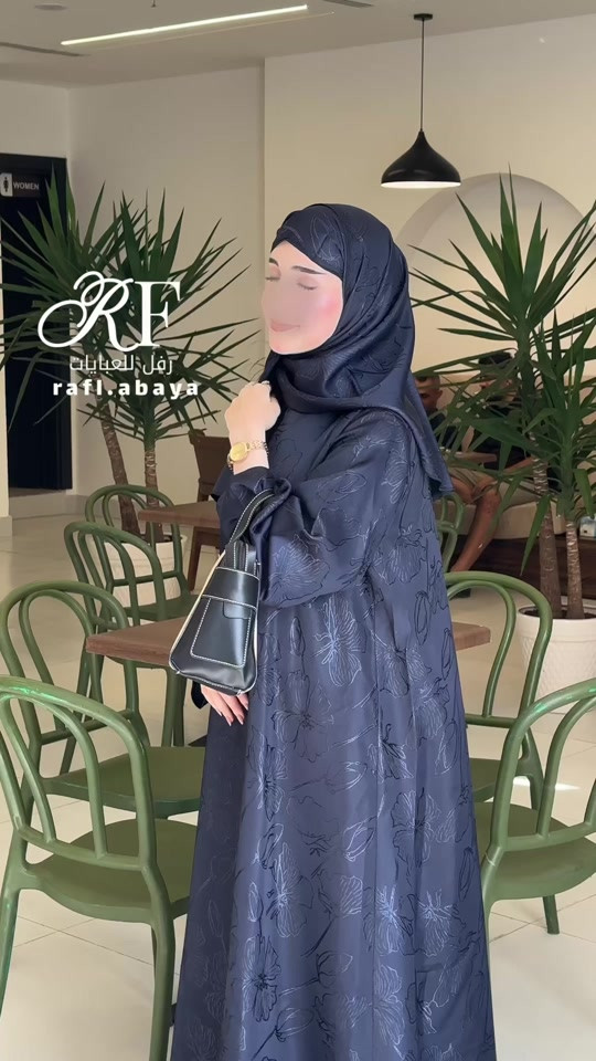 للحجز واتساب *********** عبايه + شال جاكار 🦋 الخامه جاكار كويتي تحتوي على طبلقيه وحده  متوفره بجميع القياسات  توصيل جميع انحاء العراق  #رفل_للعبايات #عبايات #العراق #كربلاء #عبايات_فخمة 
