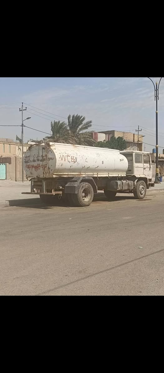 سلام عليكم سيارة للبيع فالفو اف7بسنويه قلابي موديل 91تريد بس سياره تريد بس تانكي مقنون 14الف مكان واسط.رقم.مبايل.***********
