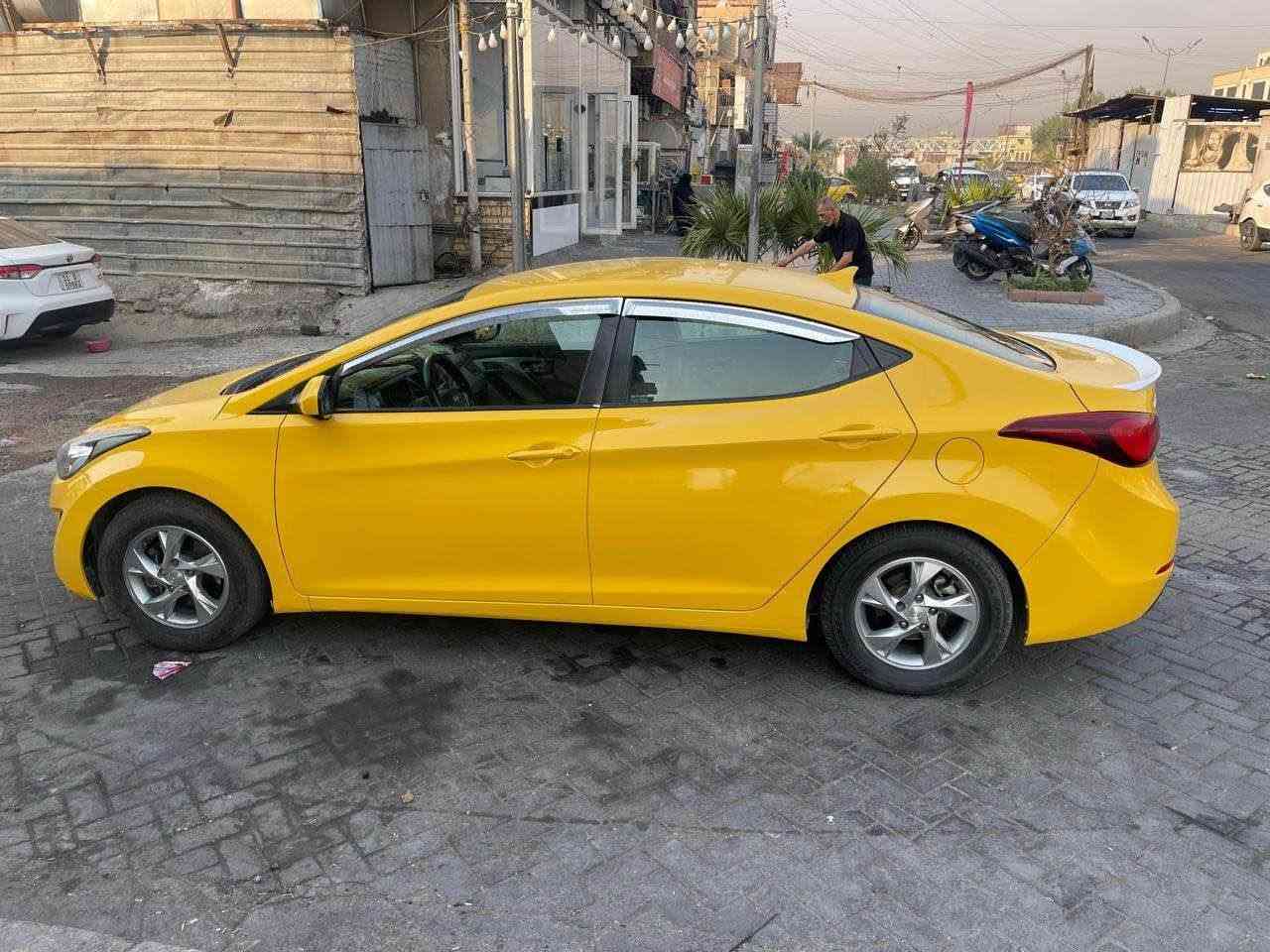 السلام عليكم اخوان للبيع النترا موديل ١٤ رقم بغداد باسمي انكليزي الرقم السياره امريكيه حادثه جاملغ امامي ايمن كير ومحرك زينات  والسياره شوف العين السعر ٩٠ مكان السياره بغداد رقم الهاتف *********** واتساب بغداد, العراق
