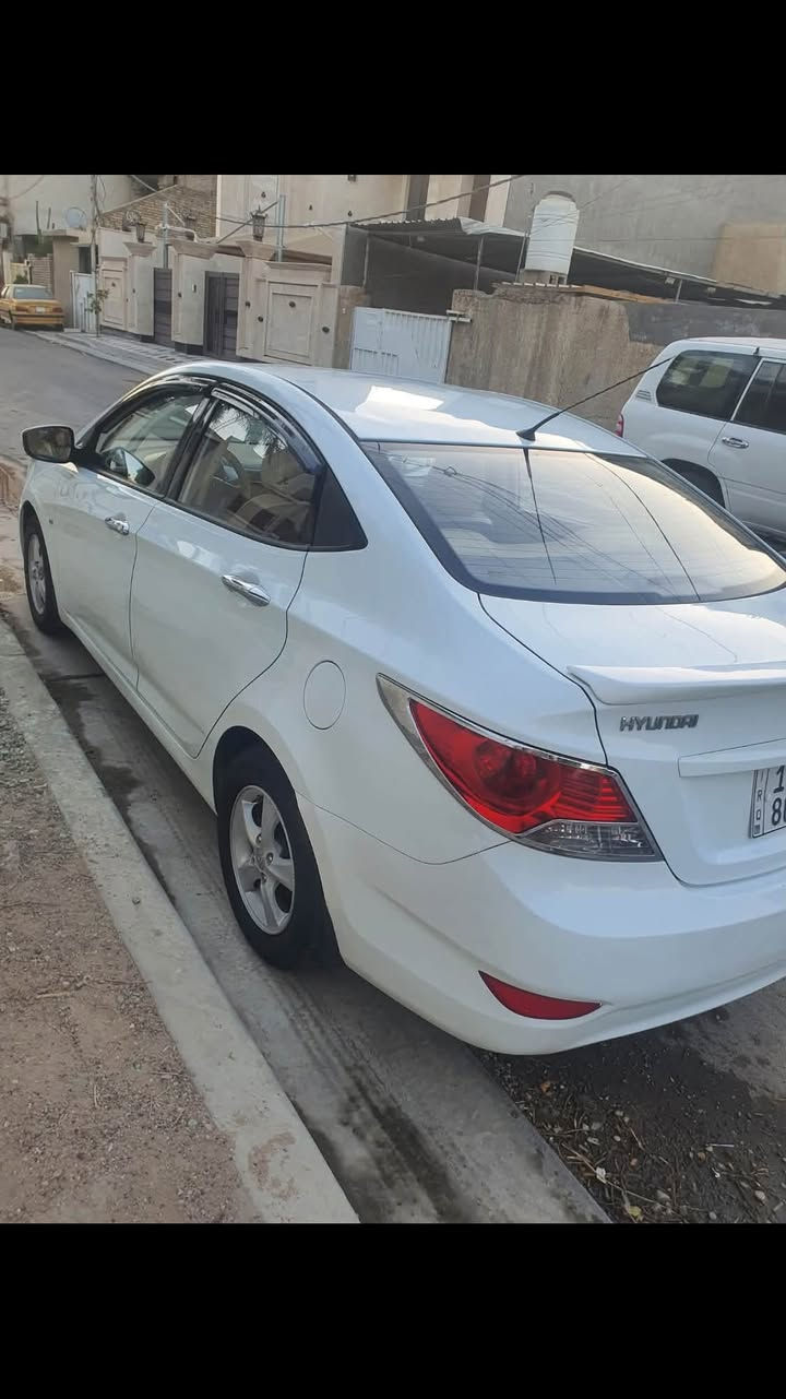 اكسنت 2013 خليجي محرك 1600 دبل قطره كير محرك صدر كفاله سياره ناعمه ما بيه اي نقص تخم تاير باتري جديد ماشيه 172 كم السونار مرفق مع الصور سعر 95 وبيه مجال قليل بغداد العطيفيه ***********
