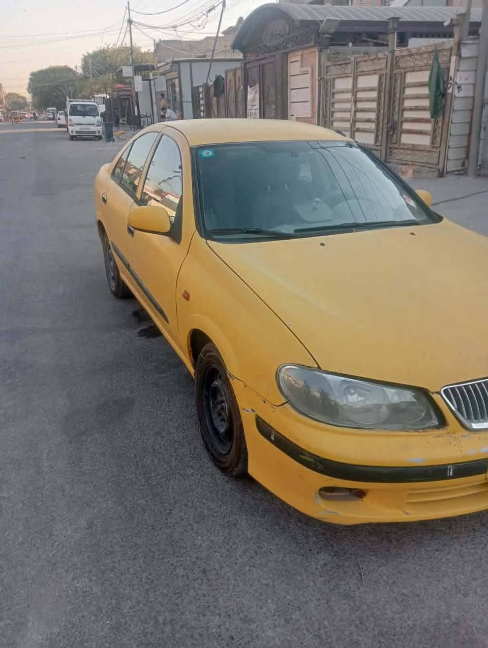 سلام عليكم نيسان سني  خصوصي للبيع وللمراوس موديل 2002 مكينه وكير خير من الله كهربائياتها شغاله تبريدها عوزه غاز حداديه زينه سنويه تنتهي بشهر 11 غرامات مصفره سعر 43 وبيها مجال عنوان بغداد رئاسة العبيدي للاستفسار ***********
