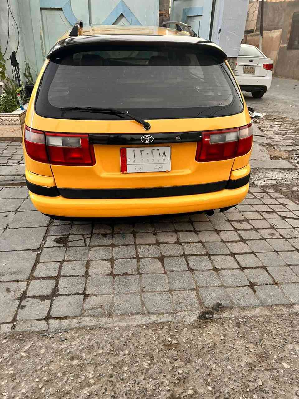 السلام عليكم 

 سياره كالدينا للبيع
مديل 2000 
سنويه بسمي مكانه نجف الاشرف 
سياره جاهزه ستوه معمره 
حداديه او مكينه وكير خير من الله 
تبريد نقص بس كمبريسر 
غرفه كله مدوشمه درجه اولى 
سنويه منتهيه السعر 55 تواصل ع رقم ***********
