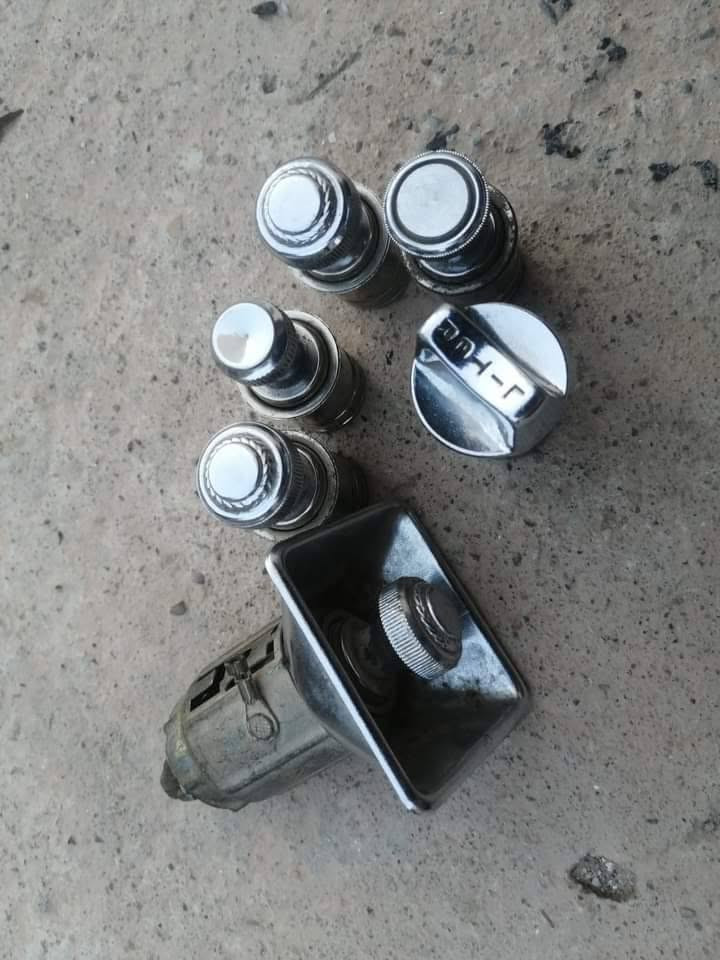 قطع غيار • قطع سيارات • للبيع