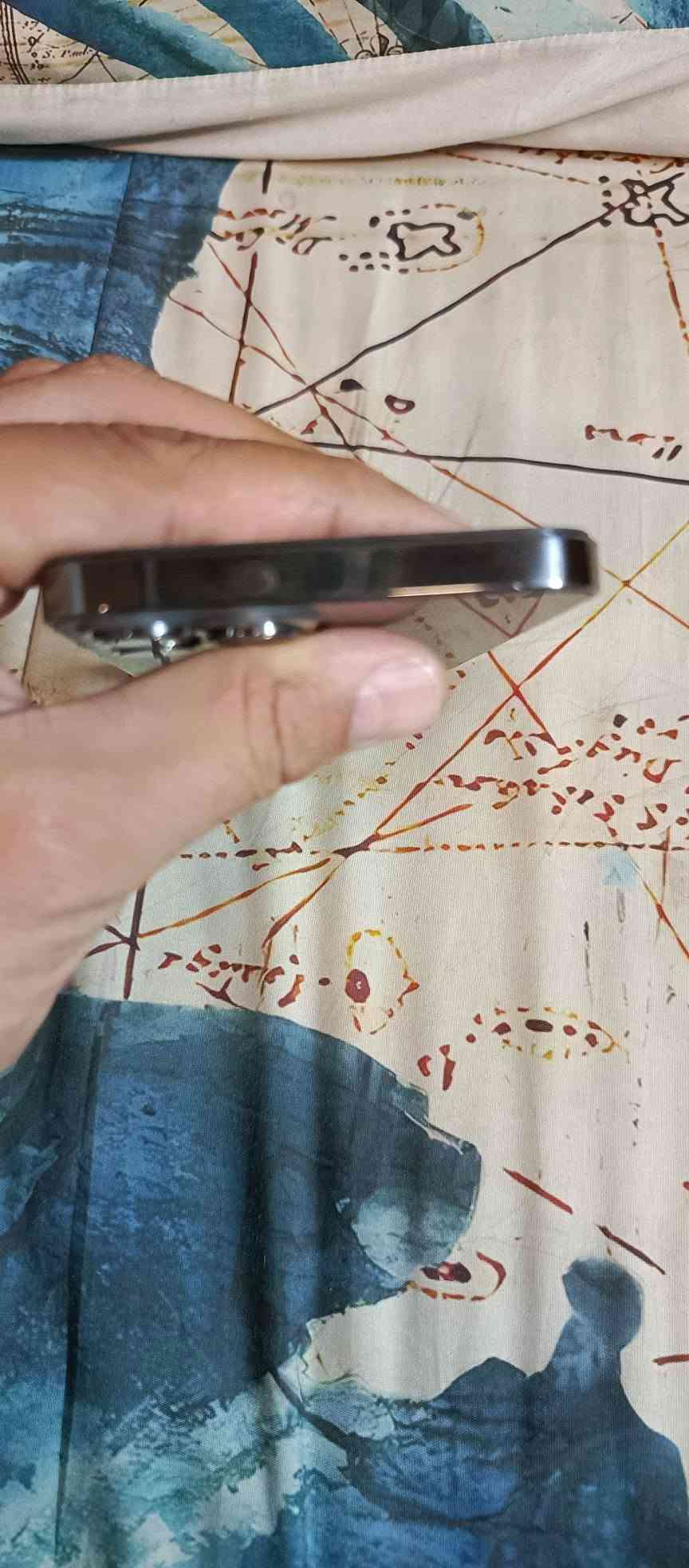 آيفون ١٢ برو ماكس • ٢٥٦ • بطارية ٧٩٪