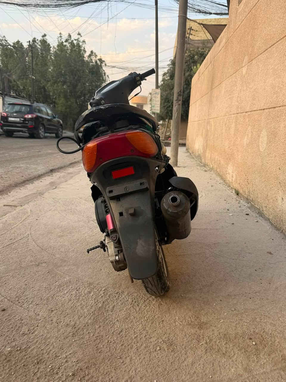 سلام عليكم 
ماكس قجمة
 بس باتري و صفاح 
مكاني بغداد الدولعي 
سعر 225 طافيه طافيه طافيه 
***********
