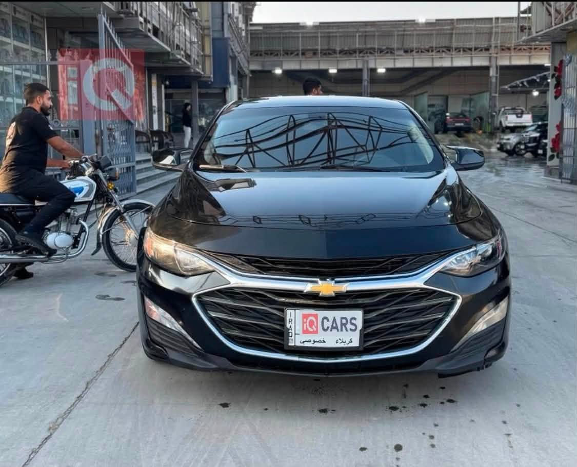 السلام عليكم
شوفرليت ماليبو 2022  اسود LT رقم كربلاء معقوقين  سنتين  وتصير حره وصور الحادث مرفقة 

المواصفات : 
بصمة تشغيل  / كرسي كهرباء / تحكم ستيرن / شاشة كبيرة / / تدفئة كشنات  / هندبريك دكمة / بلوجكتر LED  / ويل كب  / قطعتين تبريد / مانع انزلاق / بلوتوث / اواكس / USB / ماشيه /90/
سعر 105
الاستفسار ***********
