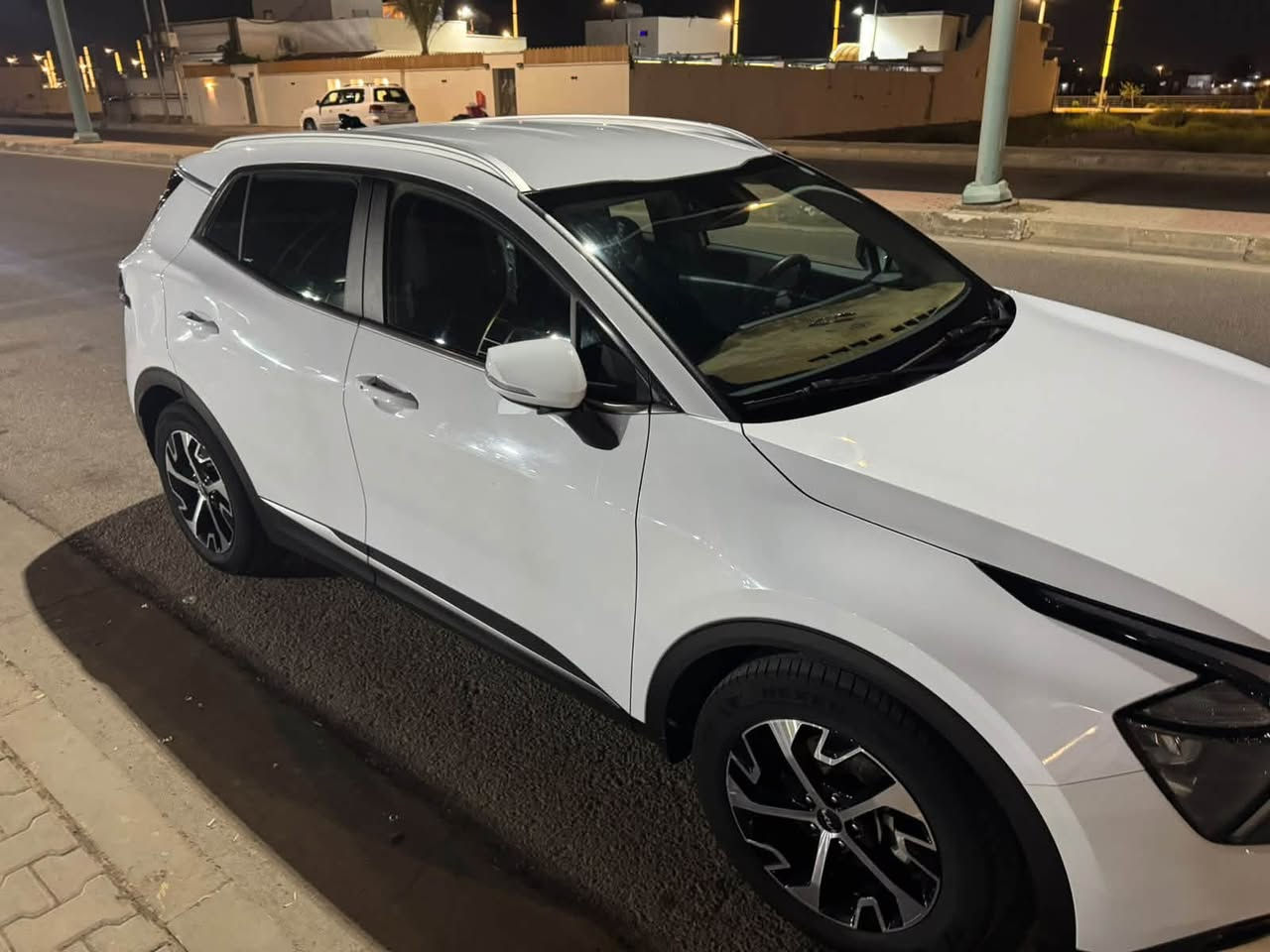 🚙 للبيع | Kia Sportage 2023
لون أبيض 🤍 ونظافة واضحة بالصور

• موديل: 2023
• الممشى: 101,000 كم
• المواصفات: نص فل
• رقم: أربيل
• بدون صبغ
• بدون تعديل
• السيارة بحالة مرتبة وجاهزة للاستخدام

📍 المكان رمادي او بغداد
📞 للتواصل: ‪***********‬

الجاد يتواصل عبر الرقم فقط
