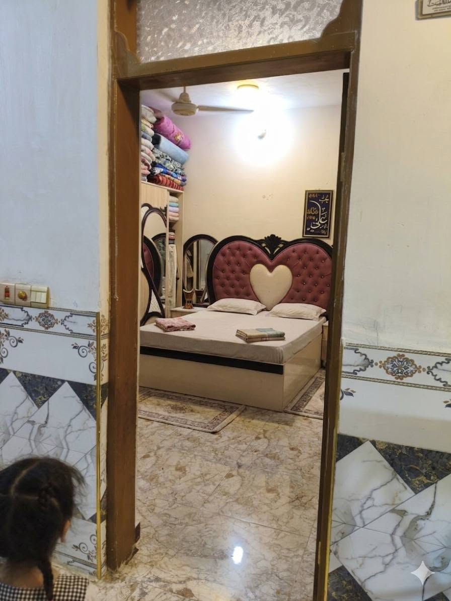 دار للبيع طابو زراعي شارع سهله منطقه الجماعه  فرع الصوره يبعد عن الشارع العام ٥دقائق  بناء حديث الساحه ١٠٠   مشمول بالتطويب جدران طابوق السقف صب كونكريت الارضيه بورسلين يتكون من غرفه واستقبال ومطبخ وحمام داخلي وخارجي وحمام داخل الغرفه   ومنور ارضيه الطارمه مرمر سعره ٦٥وبي مجال. الشراي يتواصل واتساب ***********
