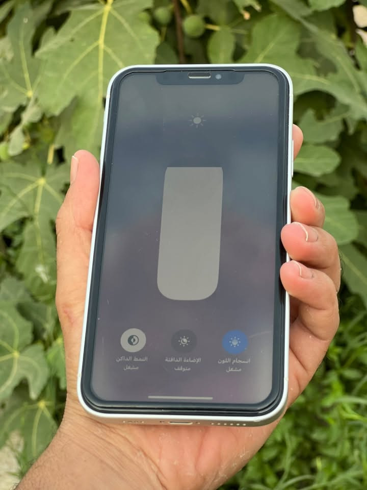 اكس ار محور ١٧برو ماكس ذاكرة٦٤ بطارية١٠٠ فقط بي فطر ب الشاشة مايبين  السعر ١٩٠ وبي مجال للطيبين واتساب ***********
