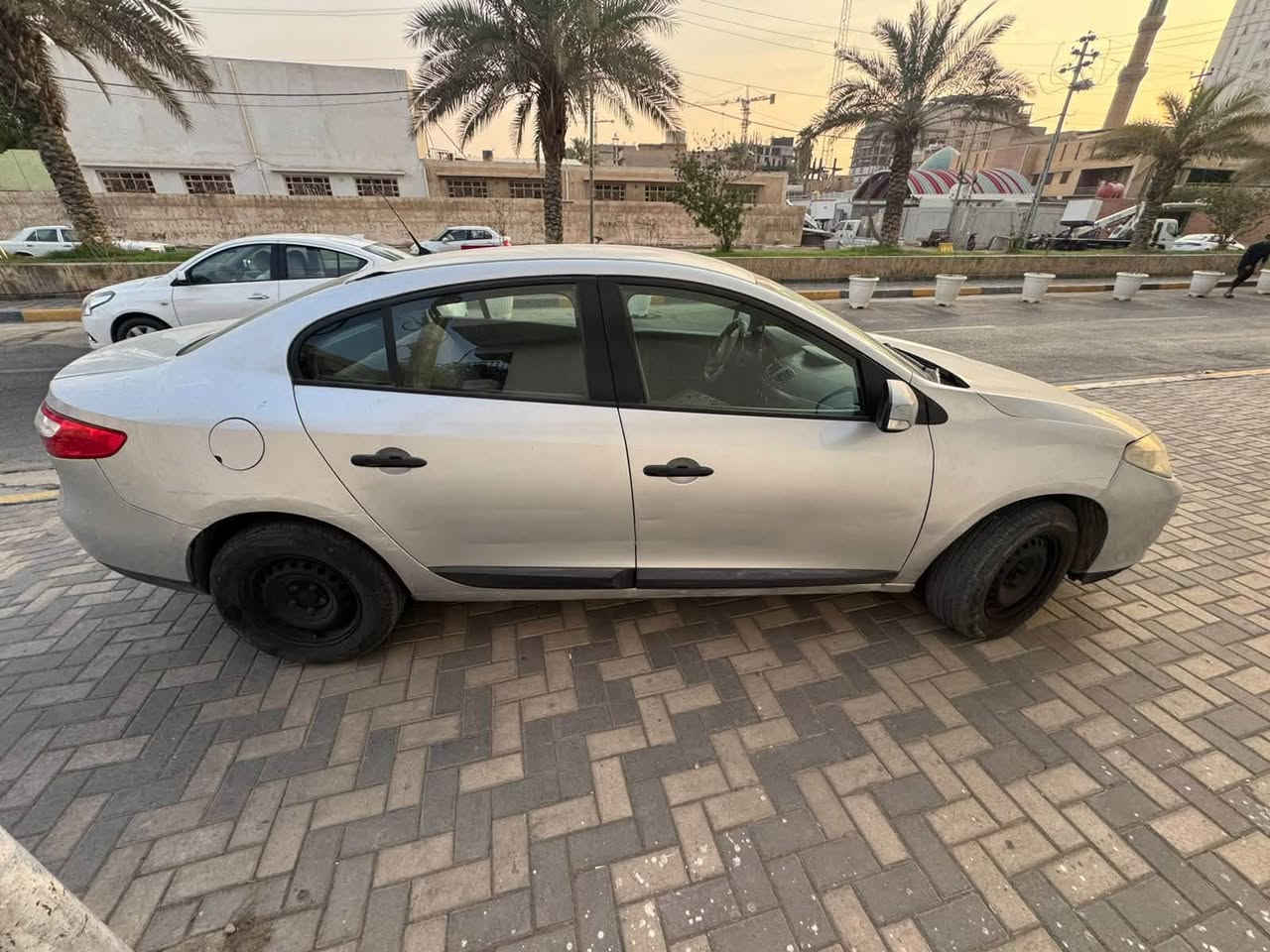 موديل ٢٠١٢ • ماشيه ١٢٧٠٠٠ • كربلاء