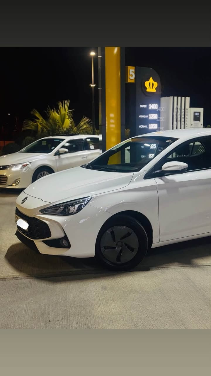 Mg 3
مۆدێل ٢٠٢٥

ئەشیای شەریکەی ماوە
مواسەفەت ستاندارت
تەنها ١١،هەزار ڕۆشتوە
بێبۆیاخ بێسارد 
گێرو مەکینەو تەبریدو کامل بەشرت
شوین سلێمانی
***********
***********
