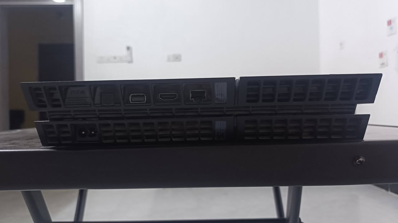 جهاز ps4 fat مهكر نظام 12.52
🛑 تهكير متصفح مباشر
🛑 جهاز نظيف مع كافة الملحقات
🛑 مع يدة تجارية
🛑 السعر 210 الف
🛑 للتواصل واتساب ***********
جهاز لوك ستيكر ما مفتوح
