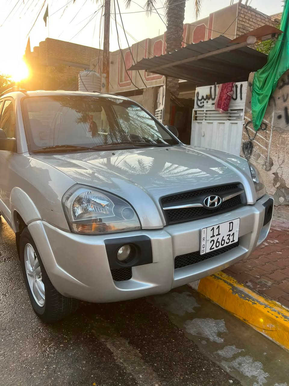 السلام عليكم للبيع فقط توسان 2009 رقم بغداد انكليزي سنويه جديده 2031 خليجي محرك 2000 دوش مكفوله كفاله عامه وشرط السونار فقط بارد اقل الشبر محرك كير صدر تبريد مكفولات تخم تاير سياره بلاديه وع وظع الشركه مكاني بغداد   
***********

