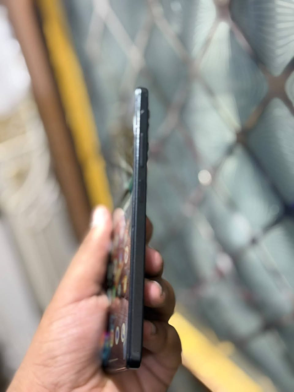 بوكو اكسG5/5
للبيع ملحقات كارتونه 
بس نقطه بشاشه 
ذاكره 256/12
بوبجي 90فريم  
للبيع ب120وبي مجال 
مكان كوت انوار صدر 
***********
