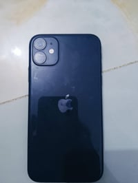 ايفون 11 • بطارية 70% • شاشة اصلية