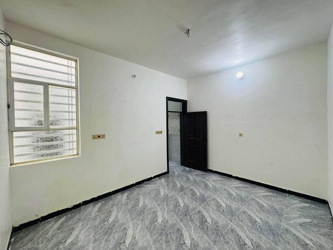 🏠 للبيع دار سكني مميز – حي النداء
 
📍 الموقع: حي النداء _ مجمع بيتي الثاني
⭐ موقع ممتاز جدًا وسهل الوصول

📐 المساحة: 100 متر
🏢 الدار: طابق واحد
✨ بناء مميز وحديث
🔹 تصميم عصري ومواصفات حديثة
🔹 موقع مرغوب وقريب من الخدمات والشارع العام

💰 السعر: 70 مع المجال 

📞 للاستفسار والتواصل :    ***********

