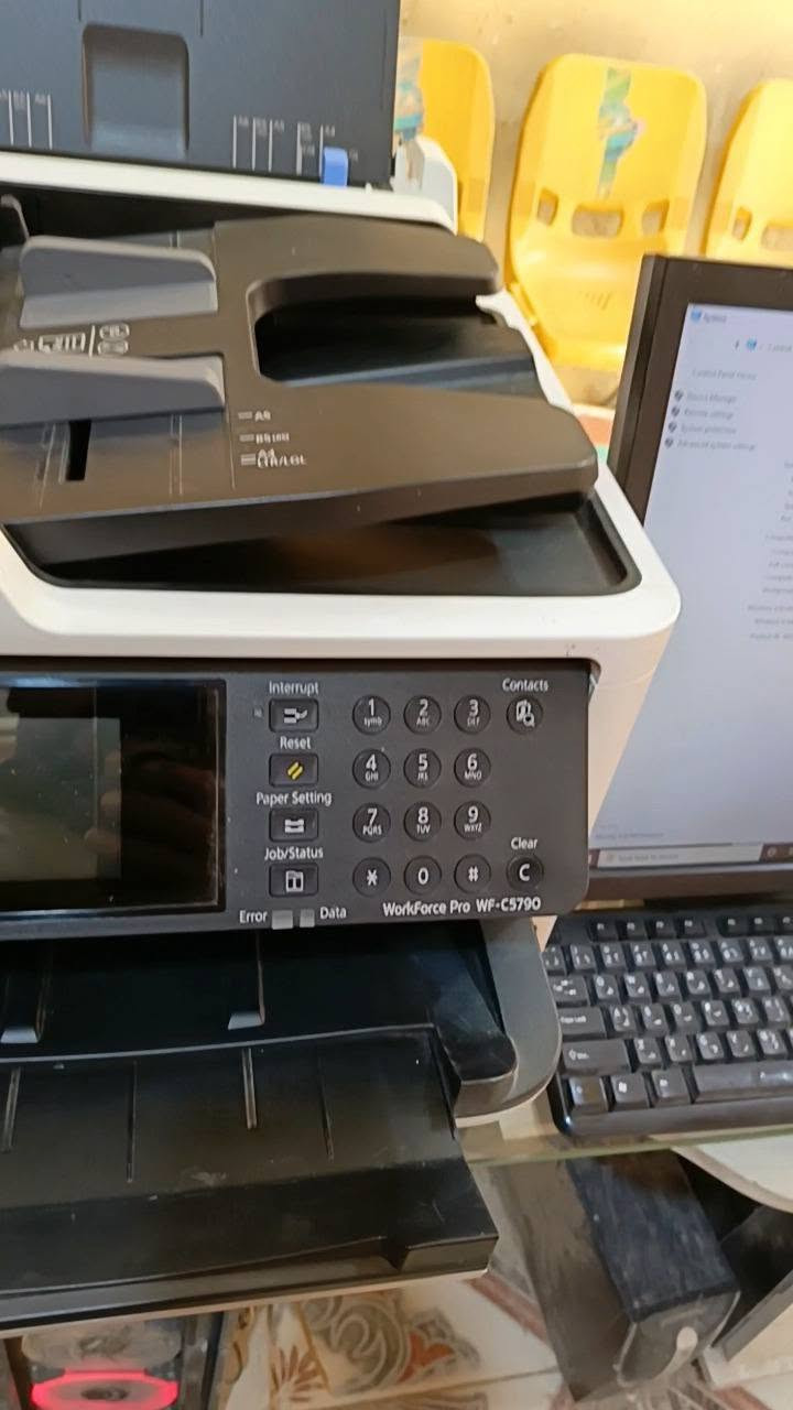 طابعتين للبيع شرط الشغل والنظافة تجي تفحص بنفسك وتاخذهن تصفية محل السعر 650 الف للاستفسار *********** المكان ناصرية .حي الثورة مامتواجد عالفيس
