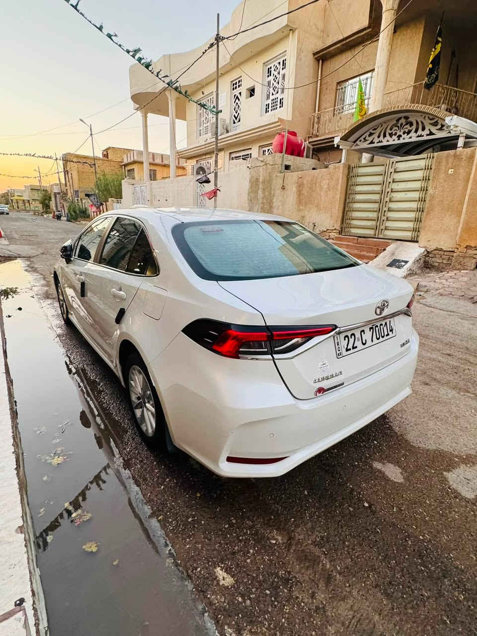 للبيع كورلا خليجي  بانزين شركه جيهان  سياره فقط بيع بدون مراوس اخوان كفاله 
عده بارد بسيط بجاملع  موديل 22  فول مواصفات فتحه سقف مري شفط  بصمه وبيه هواي مواصفات بعد معروفه سياره رقم اربيل تريد تحويل تريد وكاله كير مكينه اكسل تبريد بشرط الكفاله سياره كلش جديده مانقصه برغي محرك 1800 سعرها 157 وبيه شي بسيط مكاني الكوت  للاتصال 
‭***********‬
