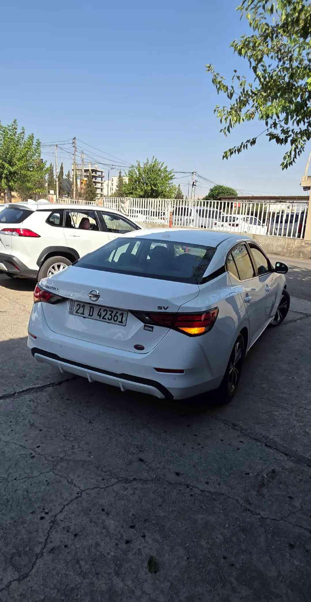 نرخی {    128 $$   } گەڵایە 💰💸 نیسان سینترا ـ2021 بی بۆیاخ بی گۆراوە 4 پەڵە ساردی هەیە مواصفات SV ـ70.000 Mil مەکینە 2.0 بۆ زانیاری زیاتر پەیوەندی بکە ☎️.  ***********  *********** ناونیشان سلیمانی شەقامی مەلیک محمود  Salahaddin Auto — معرض صلاح الدین  https://maps.app.goo.gl/GTqjTbohj8BvP
