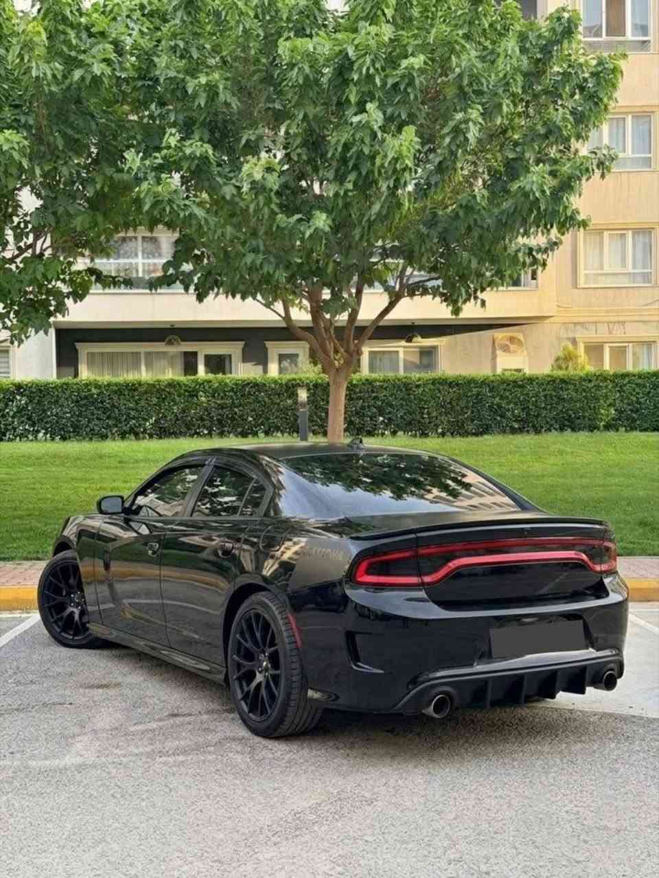 سلام‌علیکم ورحمةالله
Dodge Charger RT 2017
v8 Hemi

رقم سلیمانیە تحویل وکالە بشرط
حادث کلش بسیط ایرباک بلادی
گیرمحرک کلشی بشرط
سعر 175 ورقە وبیهامعاملە
مکان کرکوک
***********
هاتف واتساب

نص مكتوب في الصور:
- RT V8 (5.7)