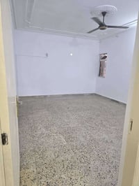 السيدية الضباط • طابق أول • تجاري سكني