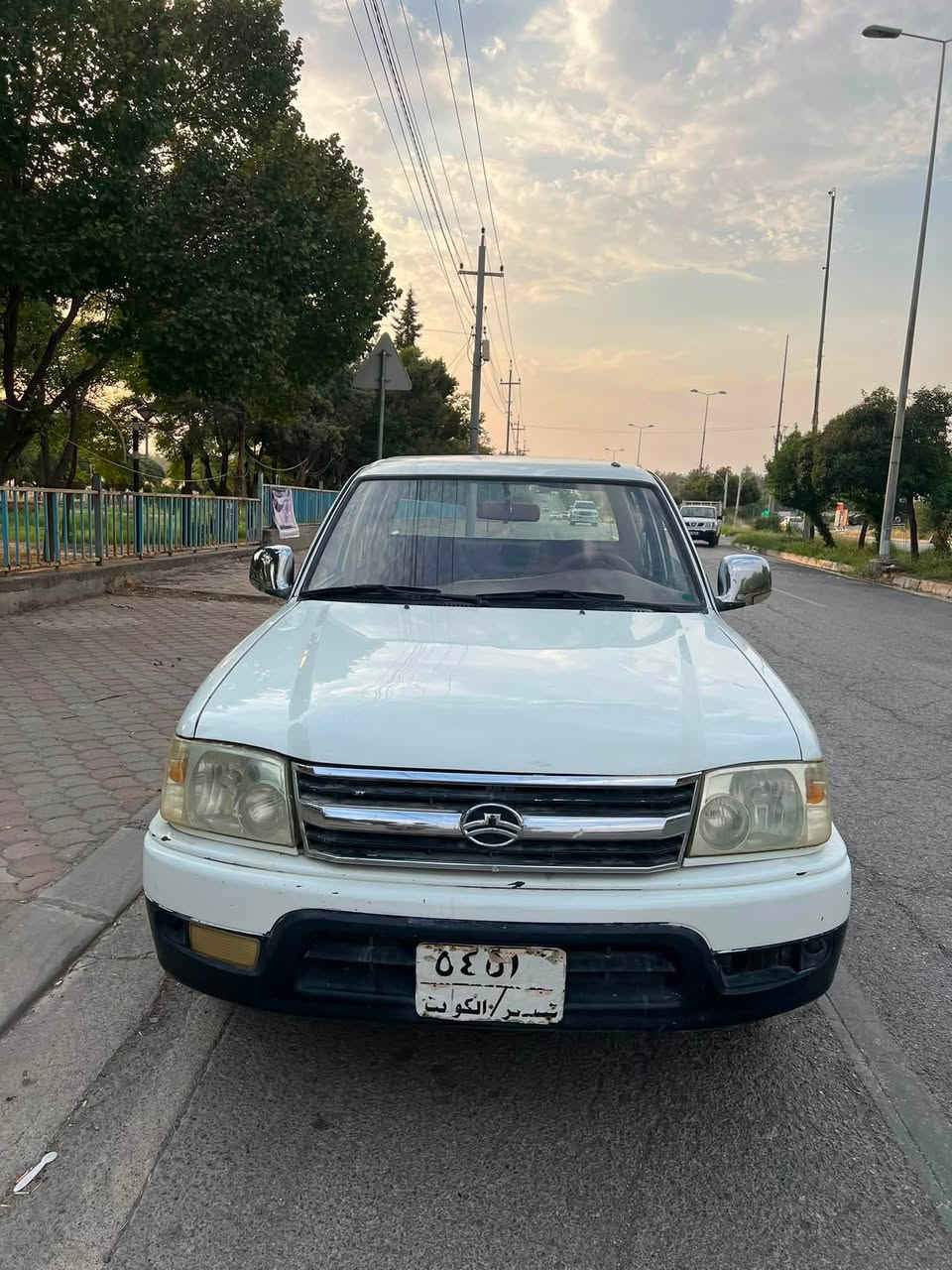 سلاو هاوریان ئەدرمیاراڵ بۆ فرۆشتن. سەیارەکە
٢٠٠٦ بەخە  ناو سور سەیارەکە بی دحمو لیدراو وەر گراوە هەمو گیانی بەشەرتە شوین قەلادزی سحرئ ٢٨ گەلاو مجال 
***********
