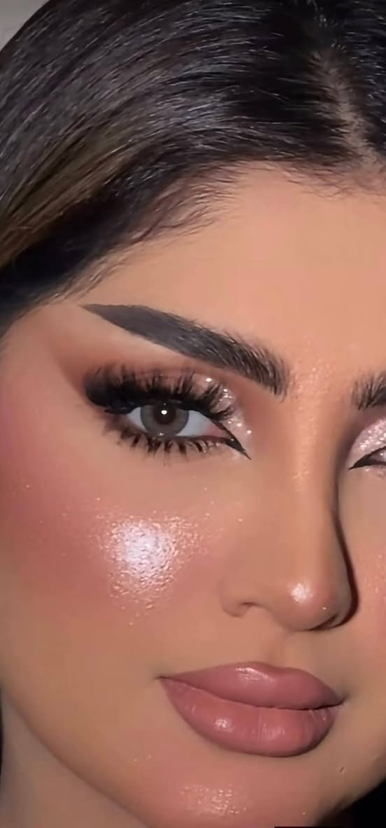 عروض العرائس يمنه غيررررر 🔥🔥🔥
تفاصيل مراسه واتساب  ***********
